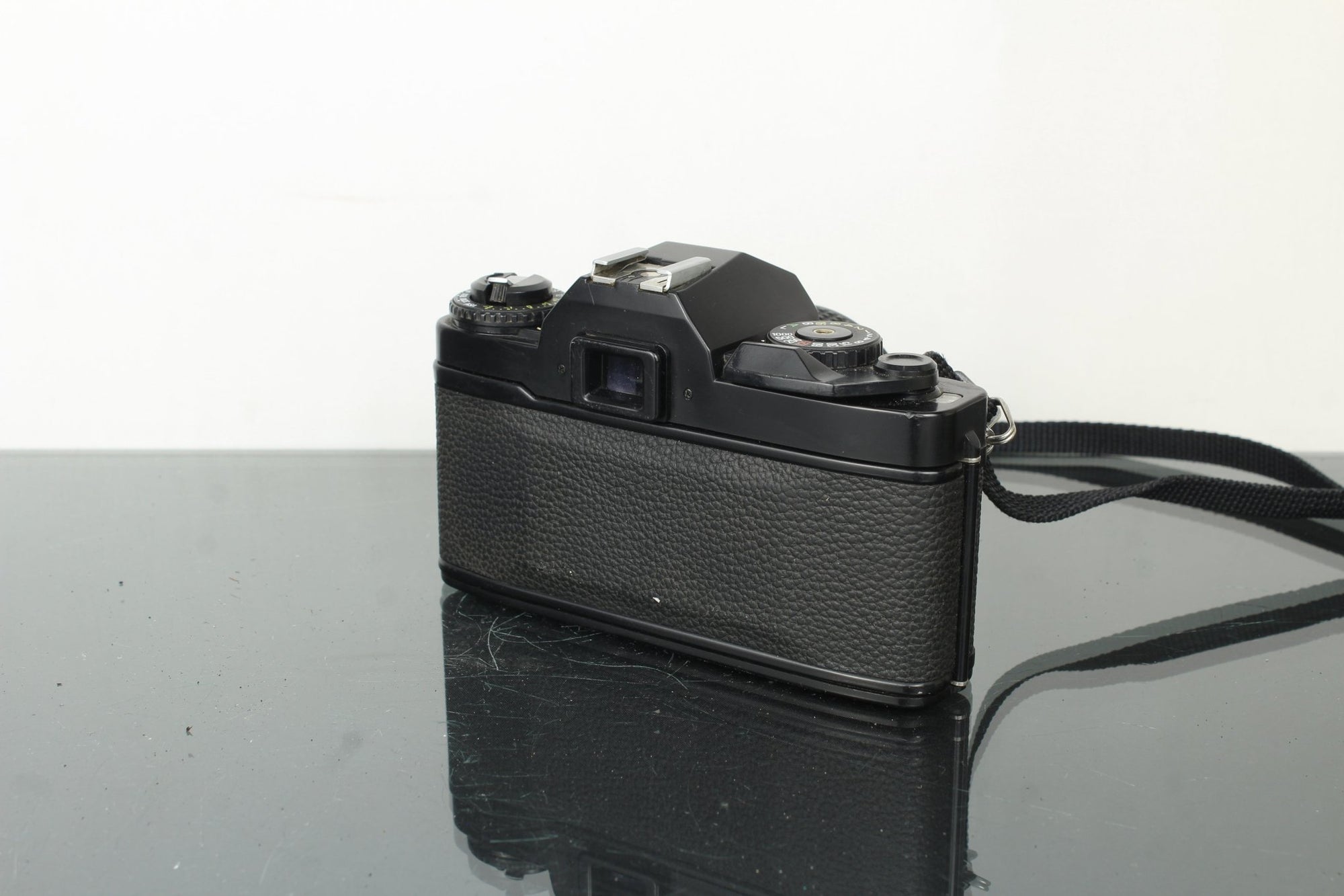 Ricoh KR - 10 Super + Rikenon 50mm 1.7 lens - Dutch|Thrift