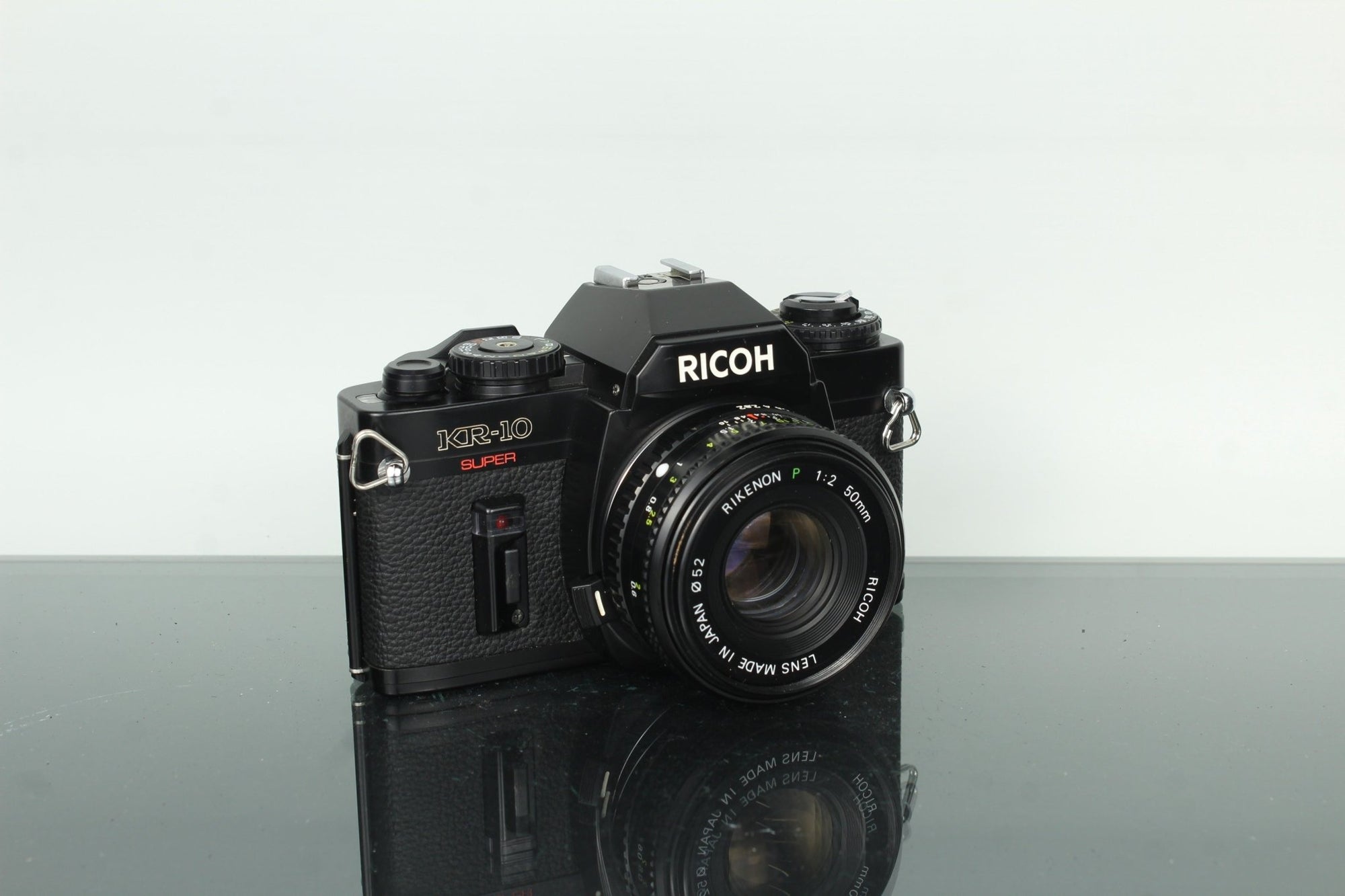 Ricoh KR - 10 Super Rikenon P 50mm f/2 - Dutch|Thrift