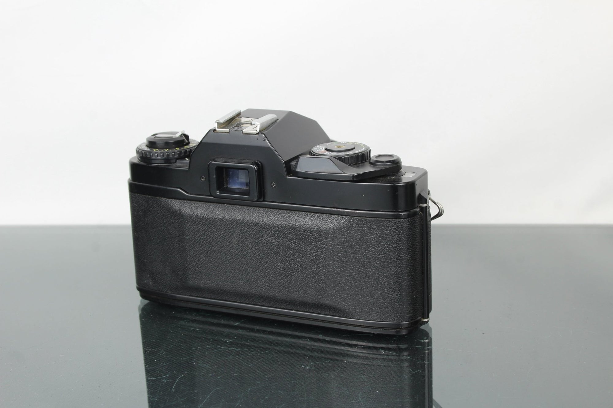 Ricoh KR - 10X + XR Rikenon f2 50mm lens - Dutch|Thrift