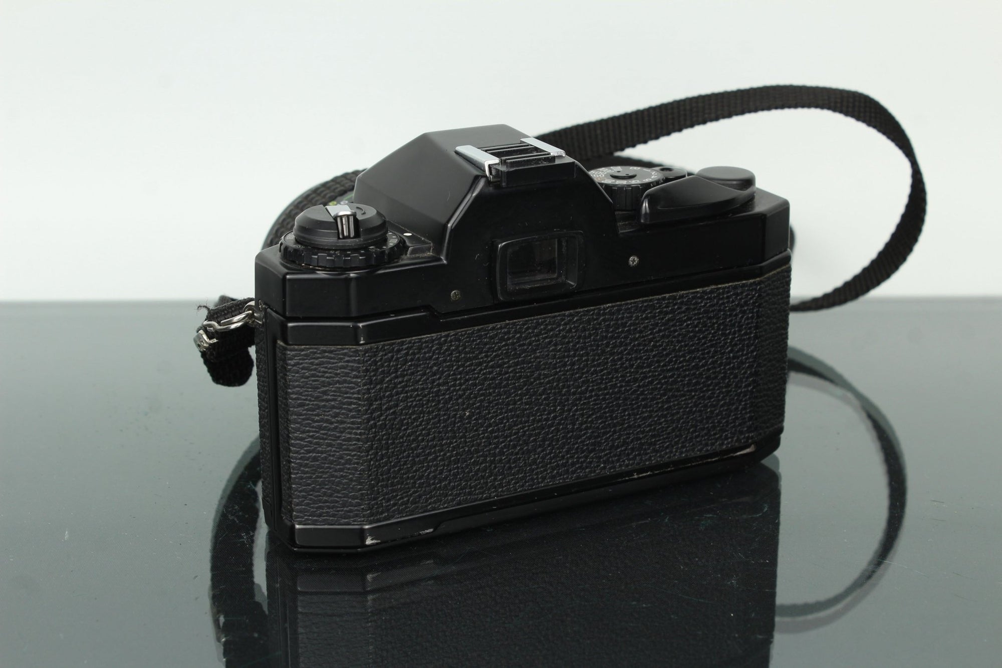 Ricoh KR - 5 Super II + Rikenon P Zoom 35 - 70mm Macro - Dutch|Thrift