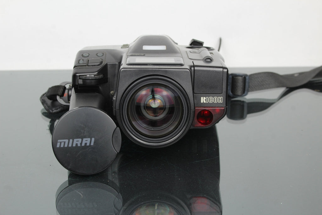 Ricoh Mirai Zoom 35 - 135mm + Ricoh Flash - Dutch|Thrift