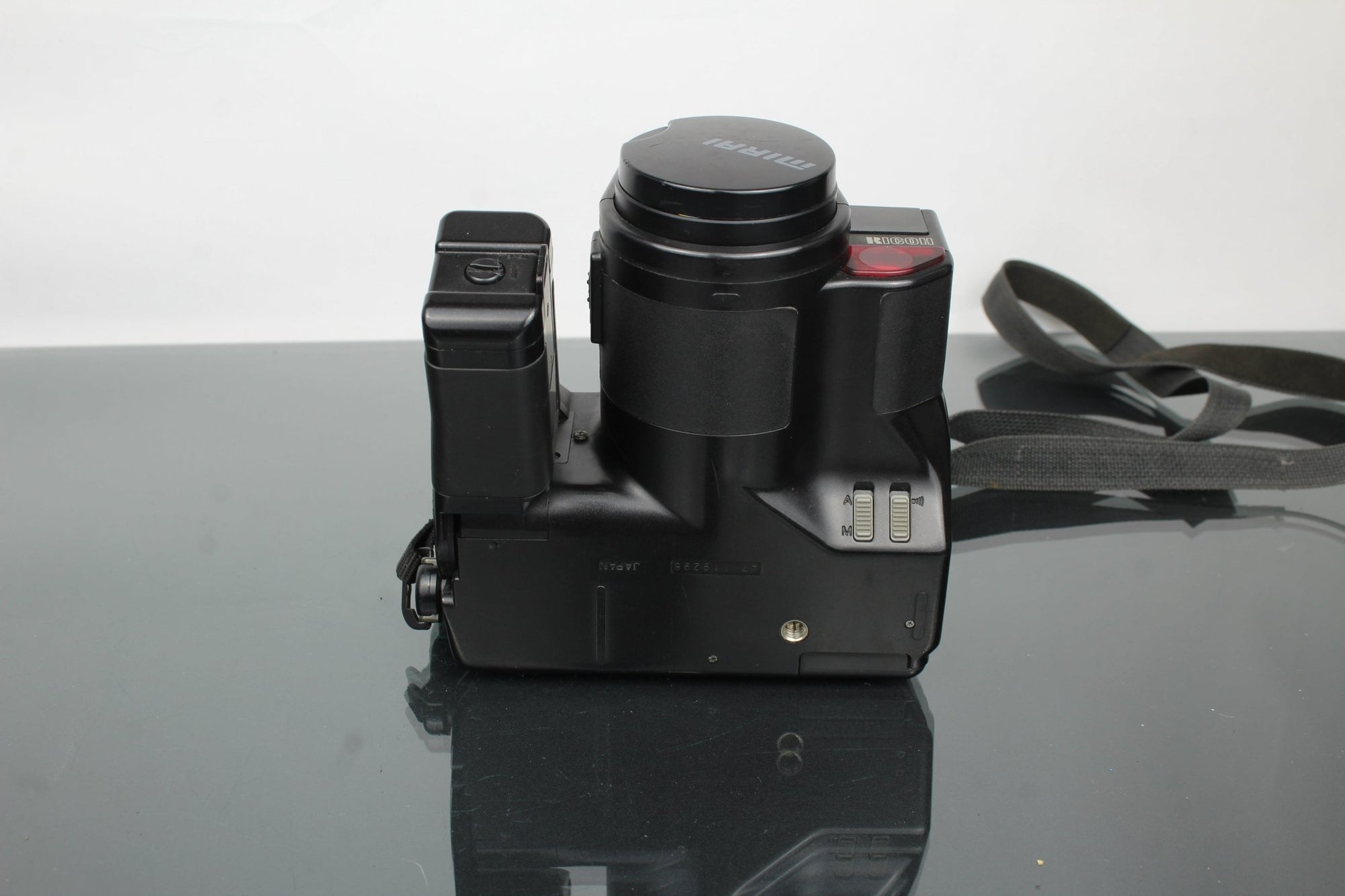 Ricoh Mirai Zoom 35 - 135mm + Ricoh Flash - Dutch|Thrift