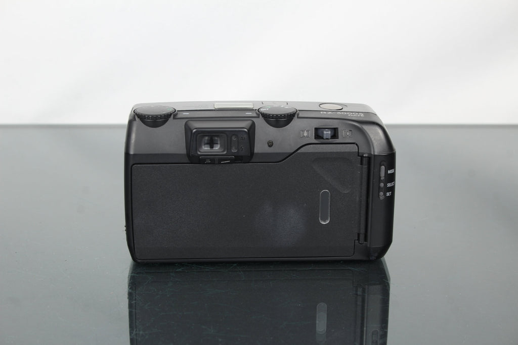 Ricoh RZ - 3000S Date - Dutch|Thrift