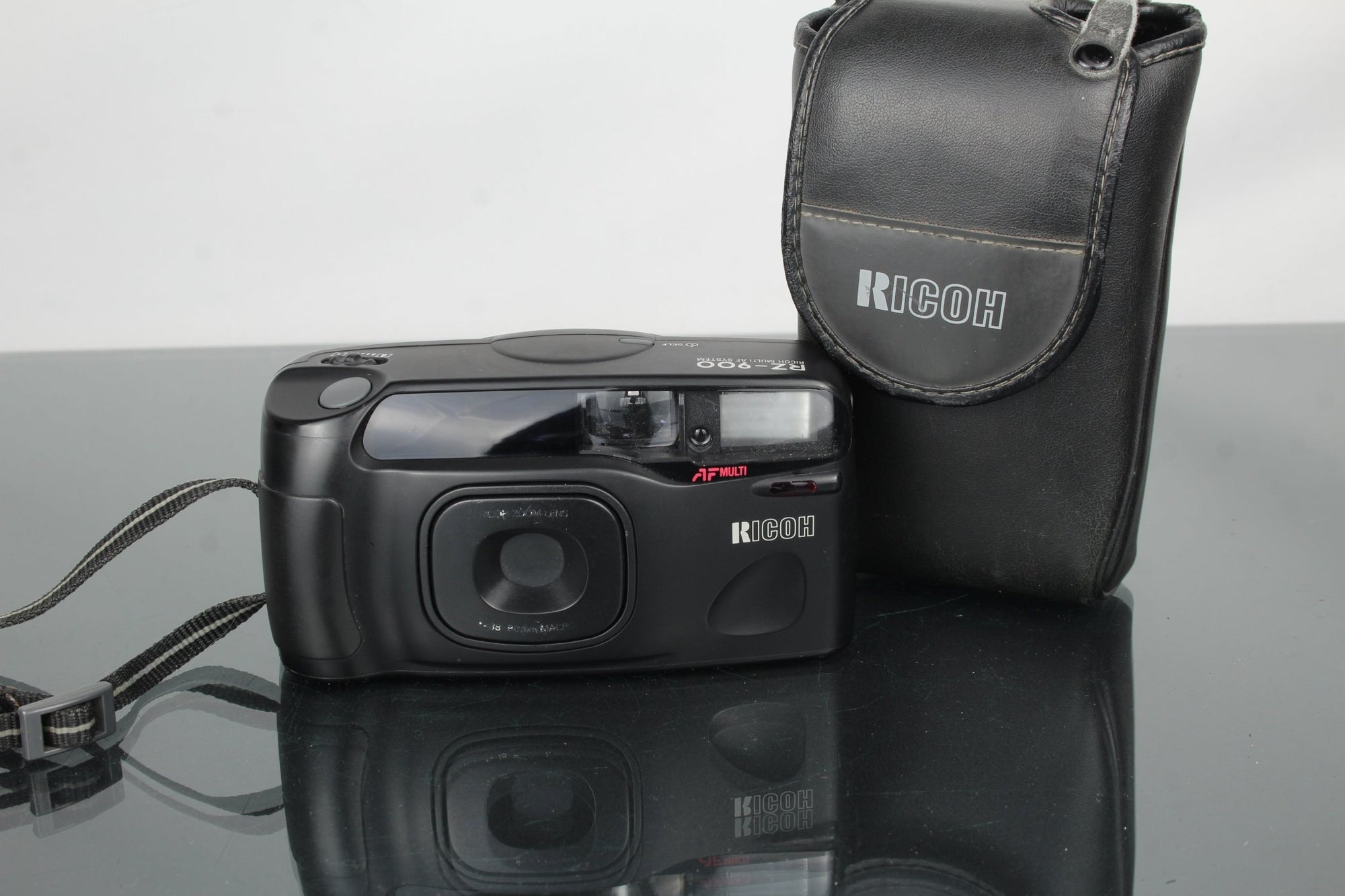 Ricoh RZ - 900 AF Multi - Dutch|Thrift