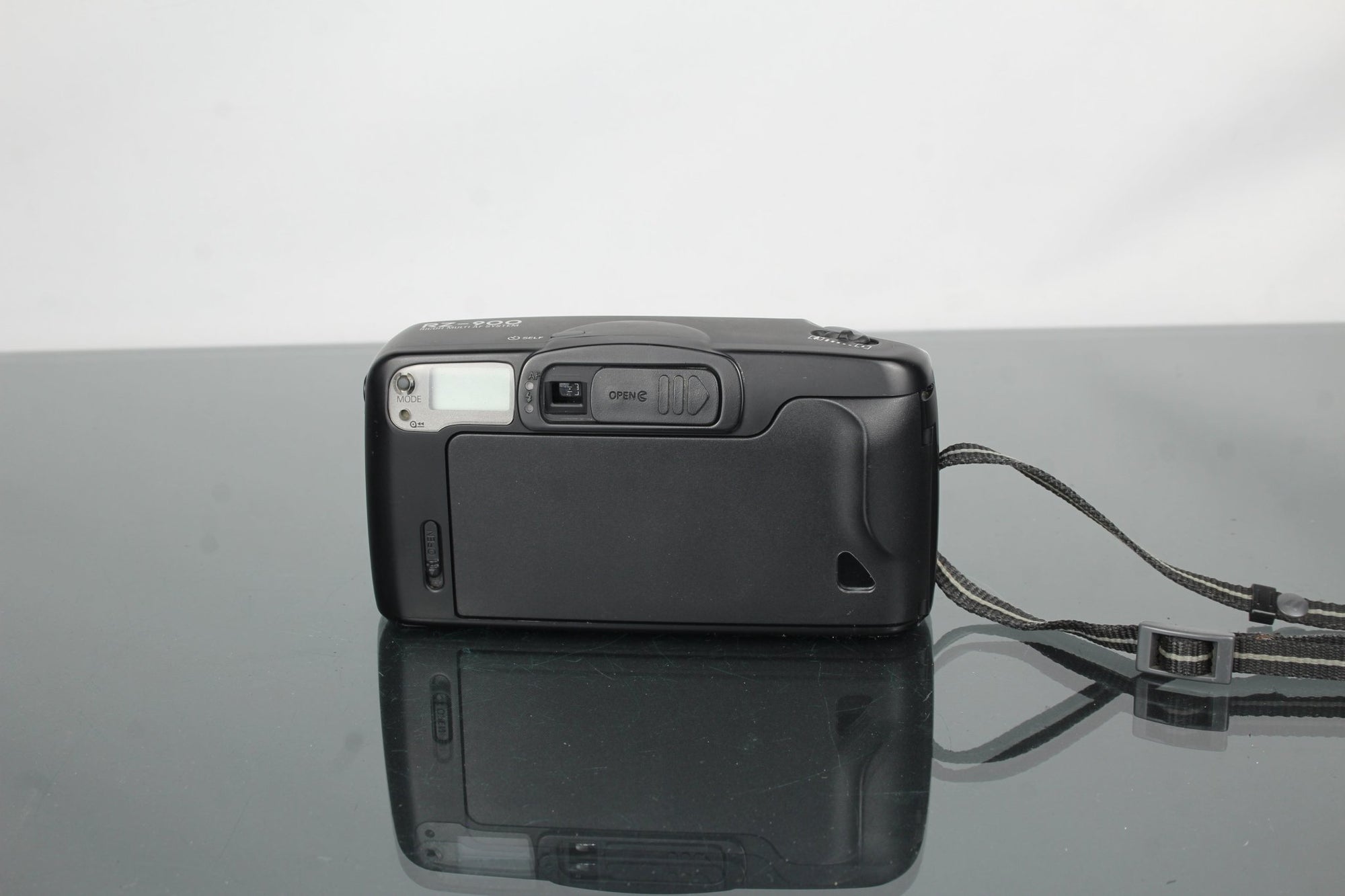 Ricoh RZ - 900 AF Multi - Dutch|Thrift