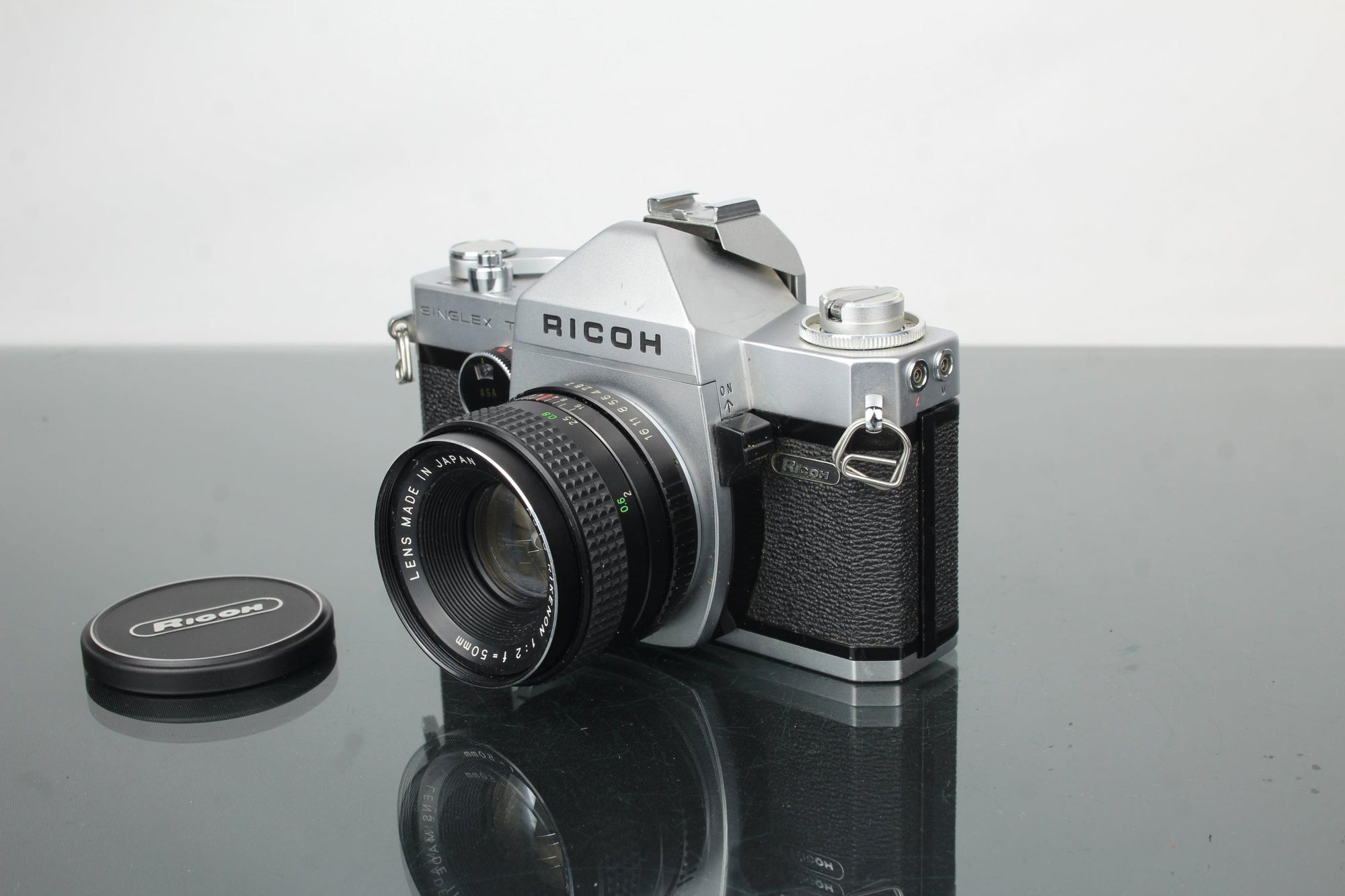 Ricoh Singlex TLS + 50mm 1:2 Ricoh lens - Dutch|Thrift