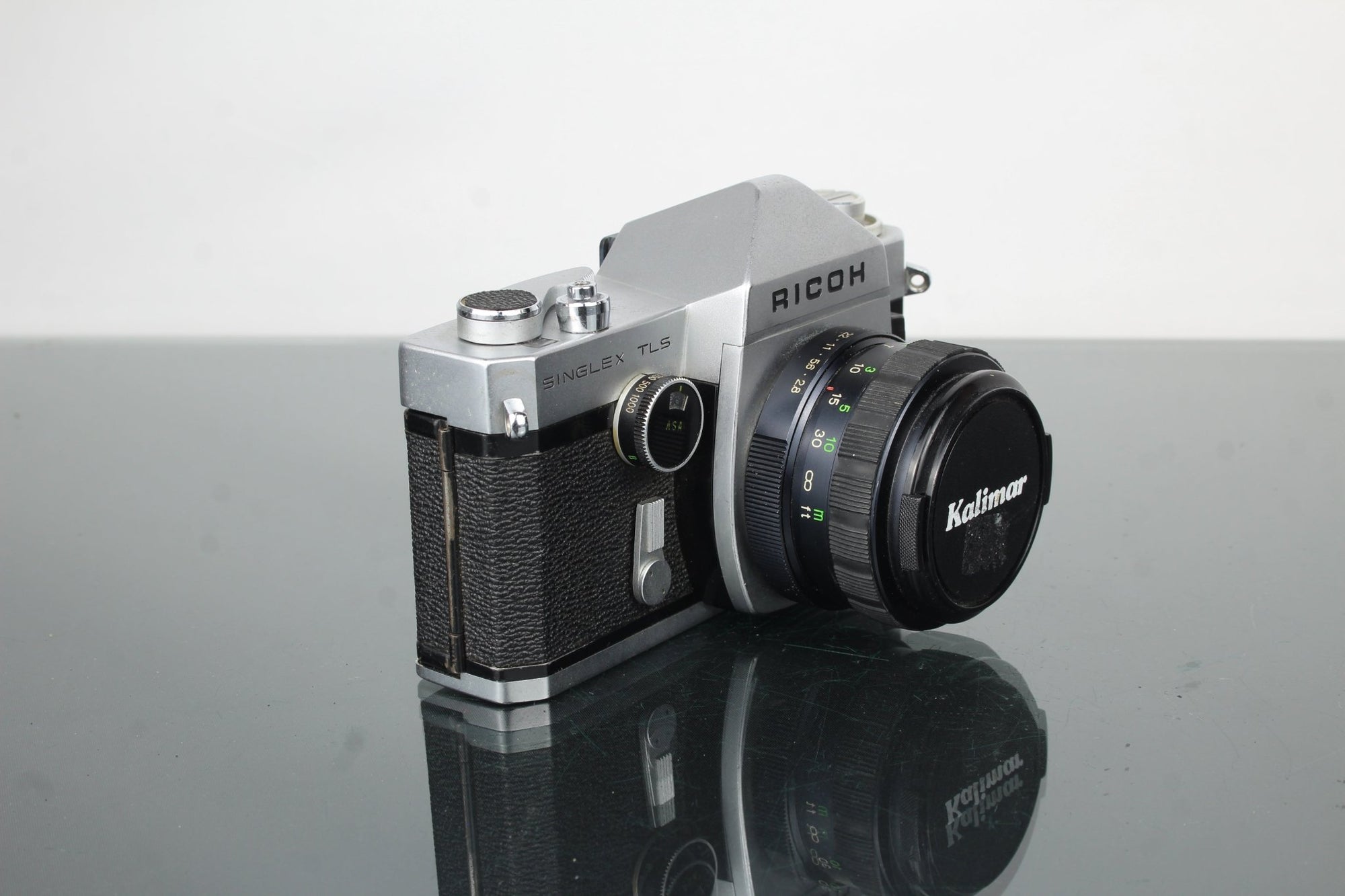 Ricoh Singlex TLS + Petri Auto 55mm f/2.8 lens - Dutch|Thrift