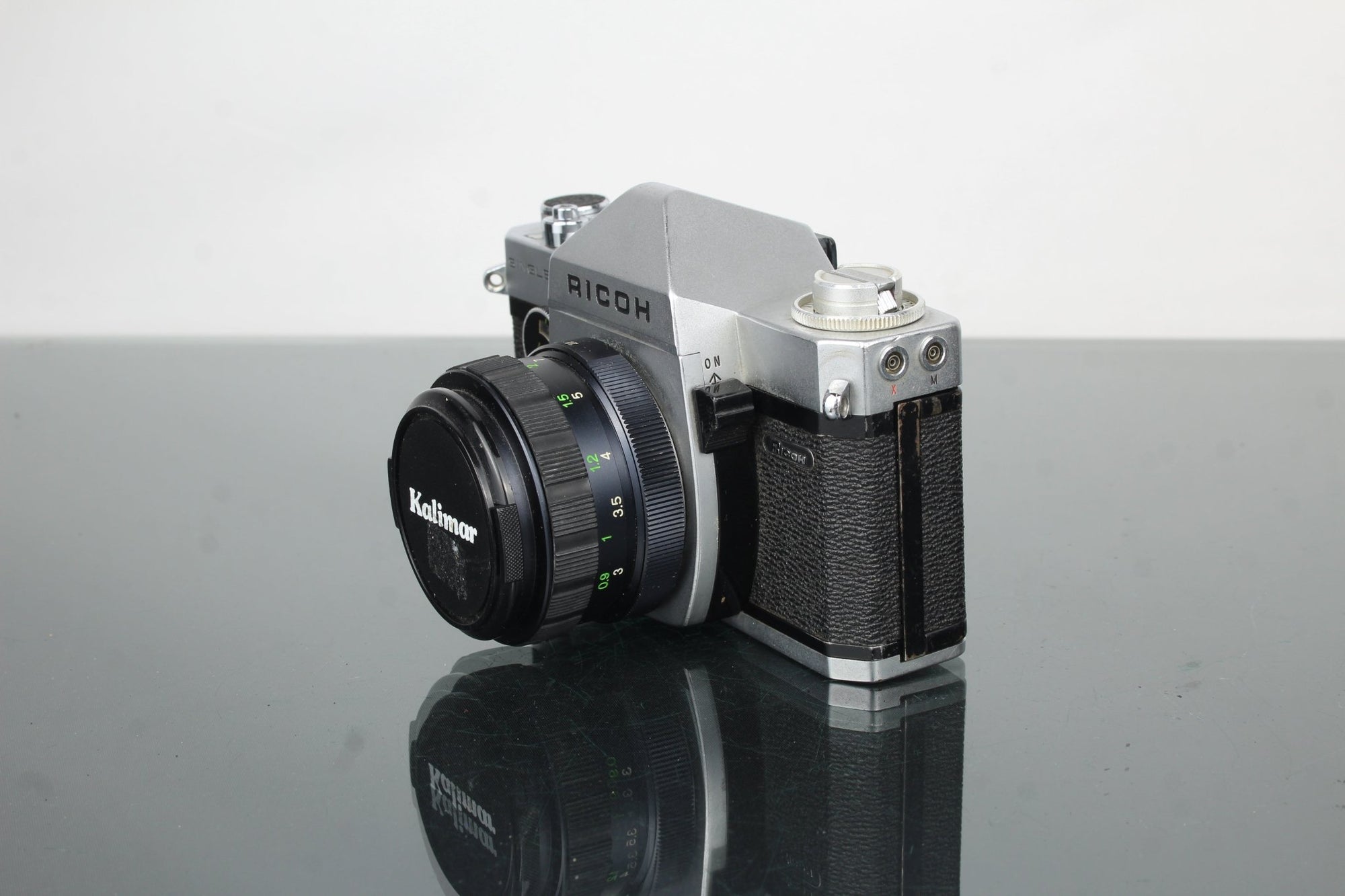Ricoh Singlex TLS + Petri Auto 55mm f/2.8 lens - Dutch|Thrift