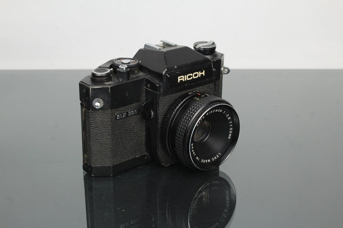 Ricoh SLX 500 + 50mm 2.8 Auto Rikenon lens - Dutch|Thrift