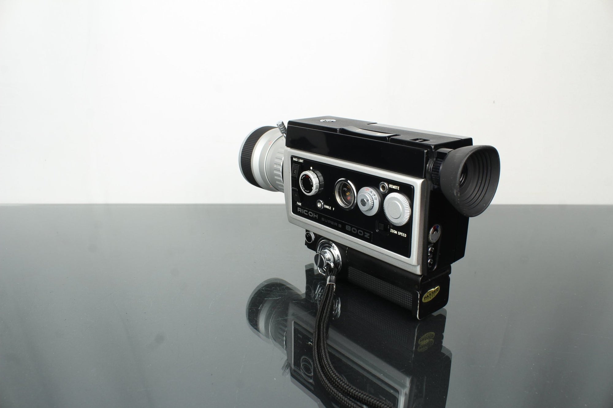 Ricoh Super 8 800Z - Dutch|Thrift