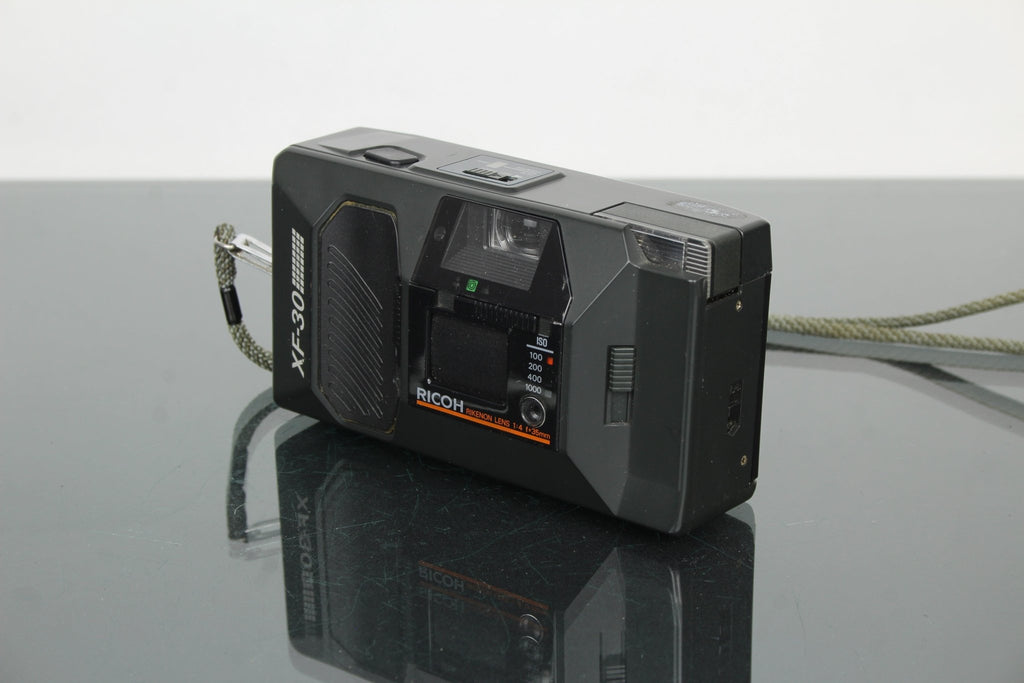 Ricoh XF - 30 - Dutch|Thrift