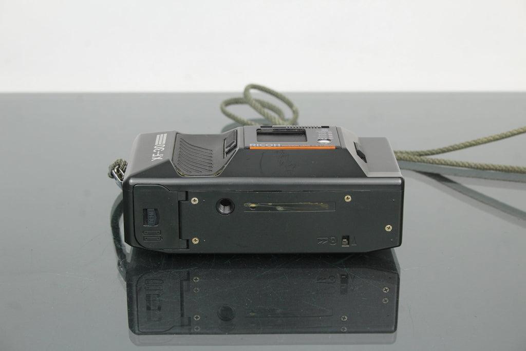 Ricoh XF - 30 - Dutch|Thrift