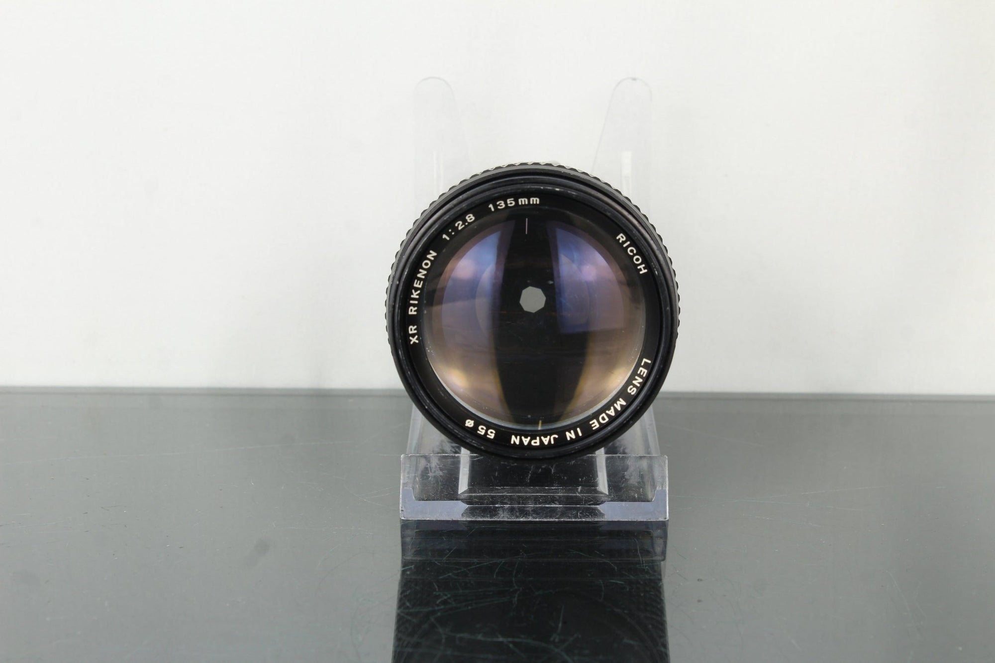 Ricoh XR Rikenon 135mm f/2.8 - Dutch|Thrift