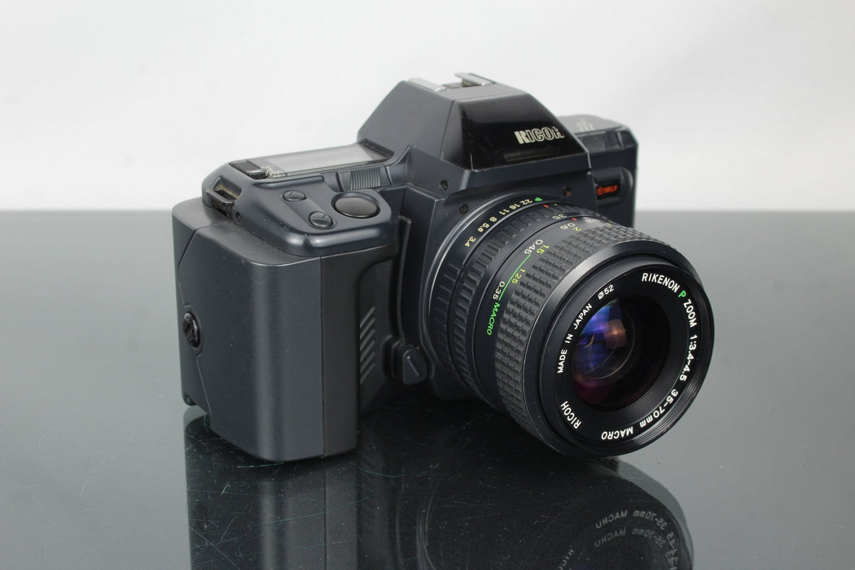 Ricoh XR - X + Rikenon P Zoom 35 - 70mm 3.4 - 4.5 lens - Dutch|Thrift