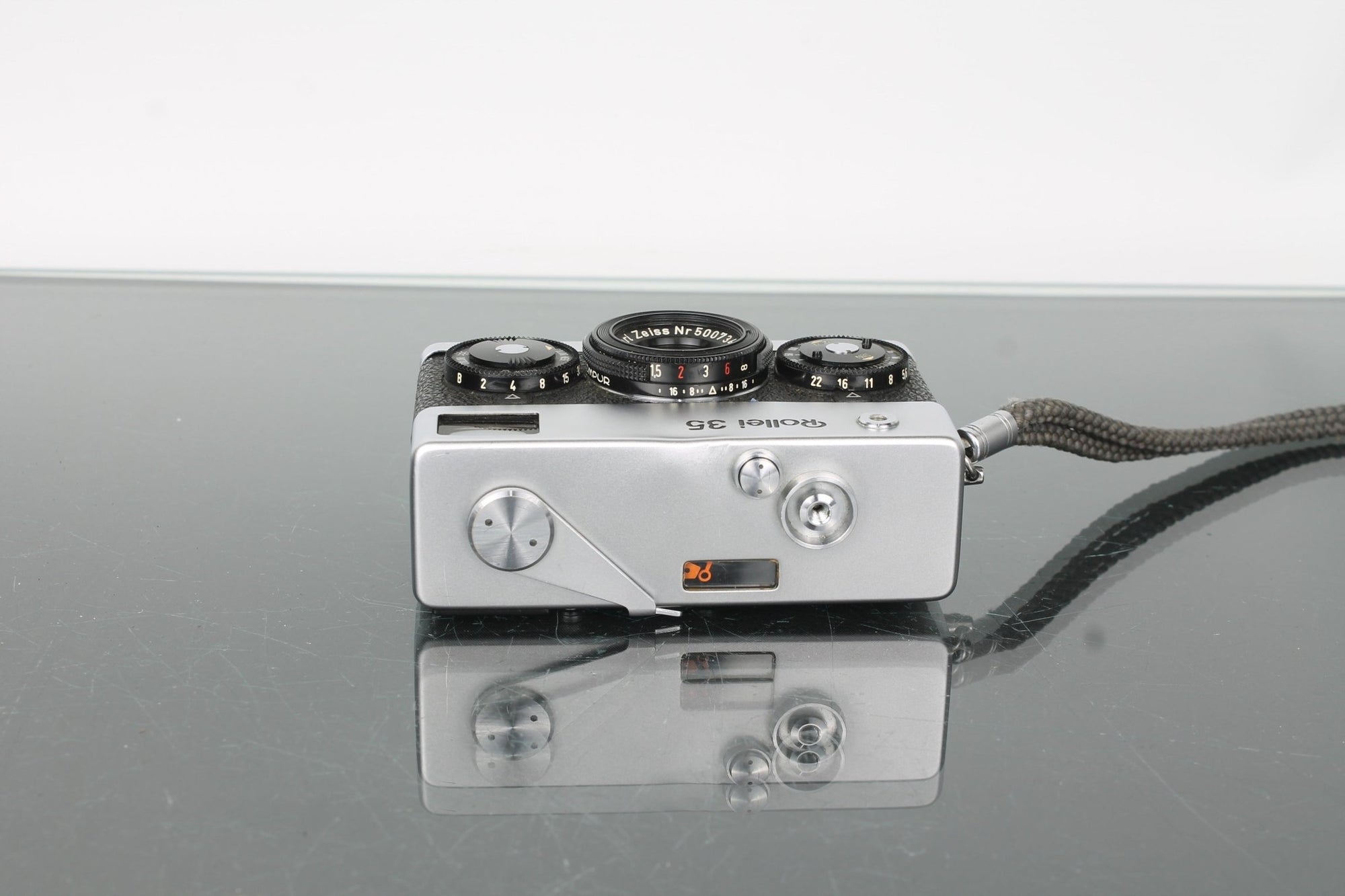 Rollei 35 - Dutch|Thrift