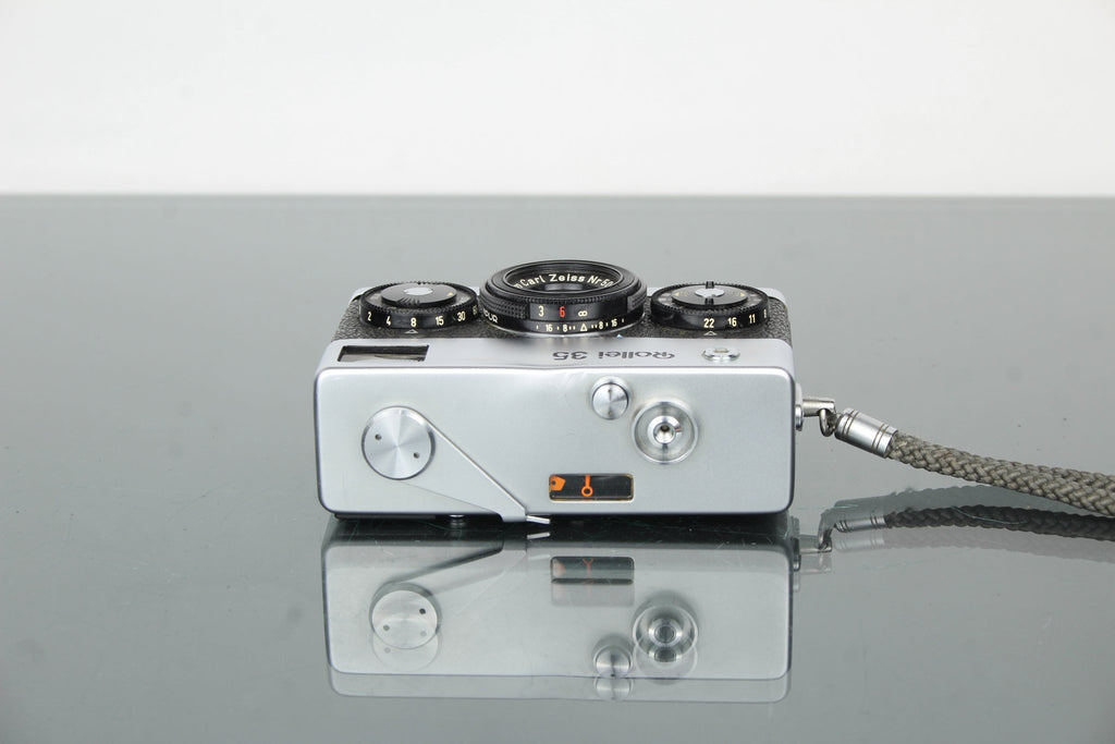 Rollei 35 - Dutch|Thrift