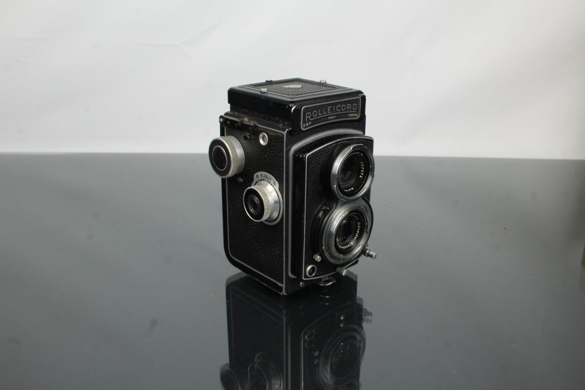 Rolleicord TLR - Dutch|Thrift