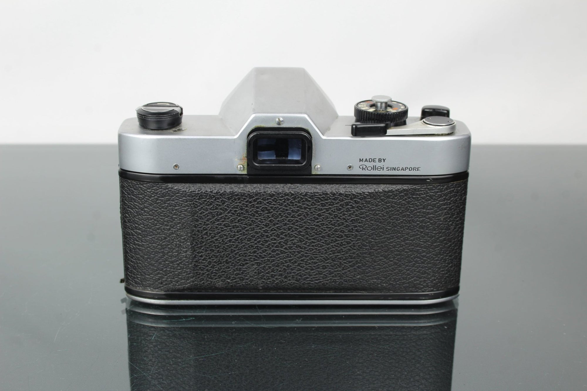 Rolleiflex SL35 + 50mm 1.8 Rollei Planar lens - Dutch|Thrift