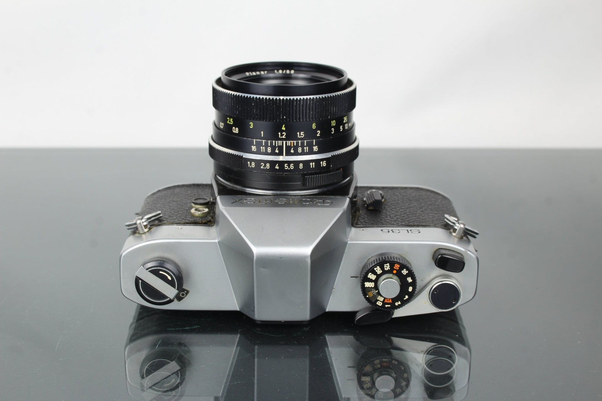 Rolleiflex SL35 + 50mm 1.8 Rollei Planar lens - Dutch|Thrift