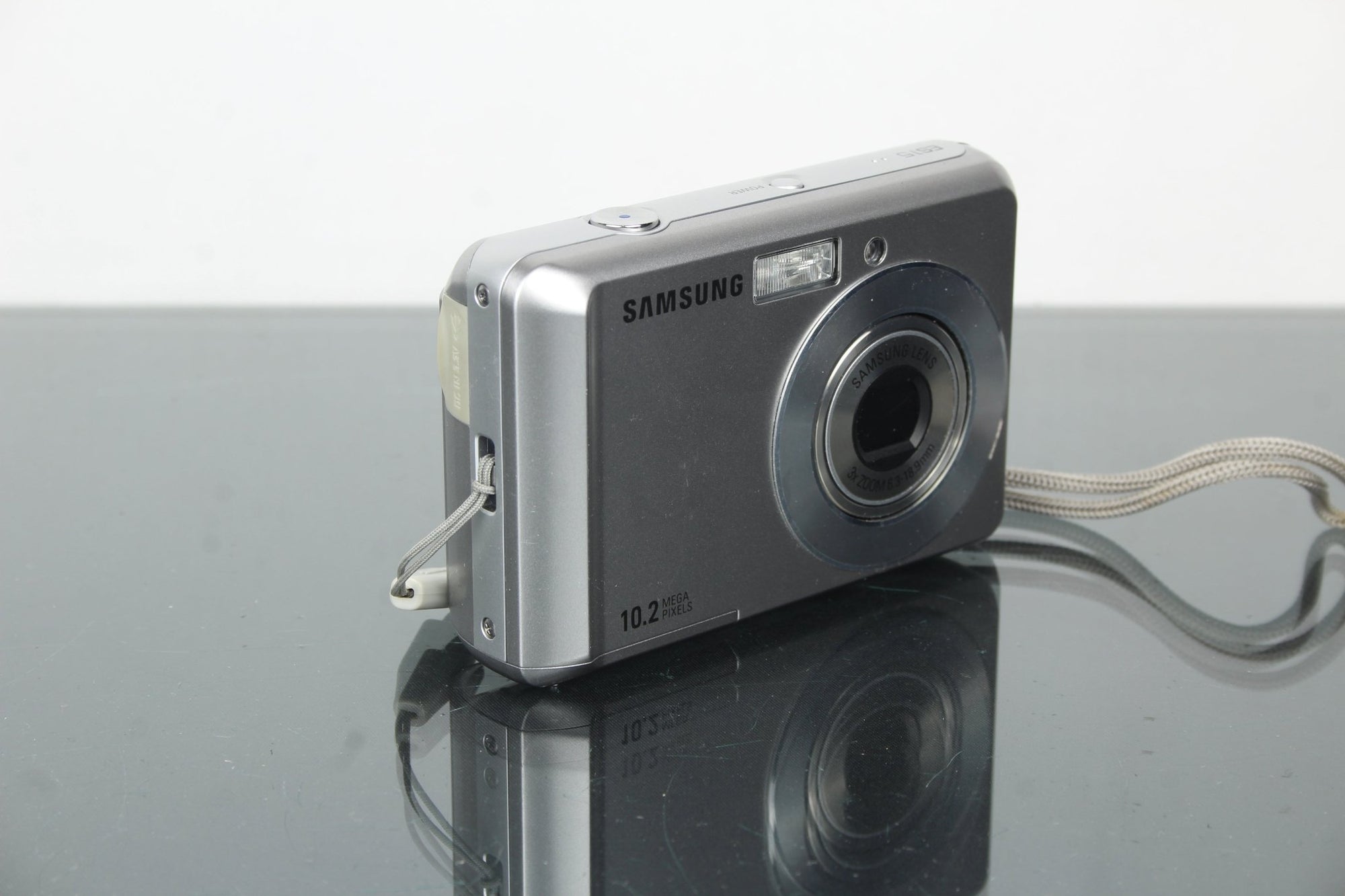 Minolta f20R – Dutch|Thrift, image size:2000x1333