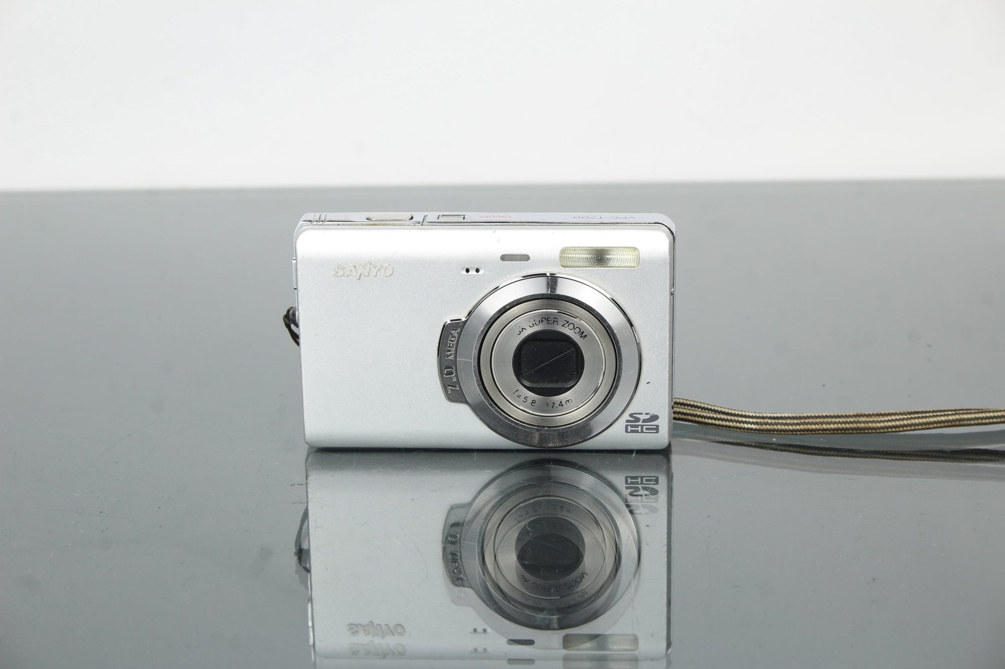 Sanyo VPC - T700 - Dutch|Thrift