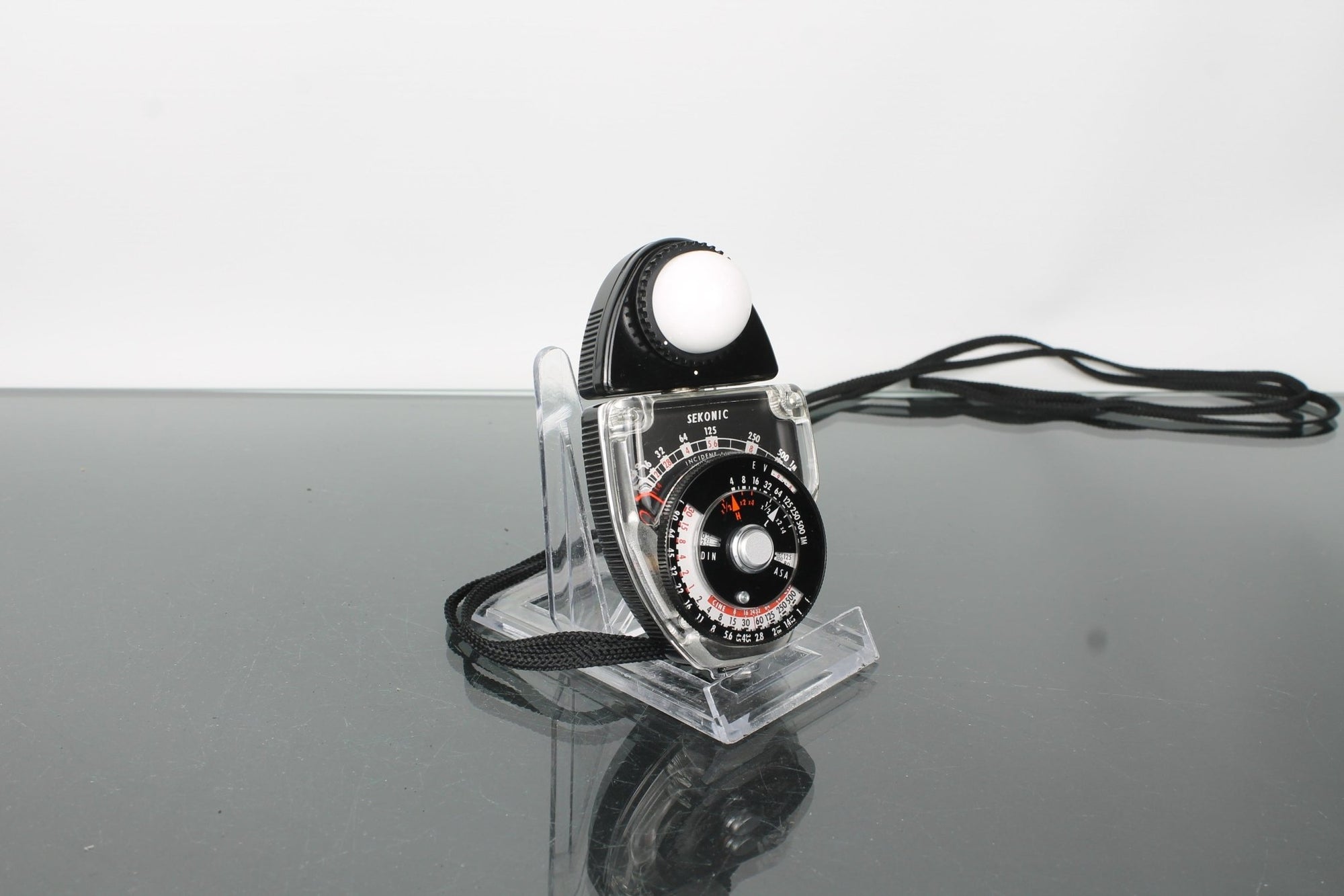 Sekonic Studio Deluxe Exposure Meter - Dutch|Thrift
