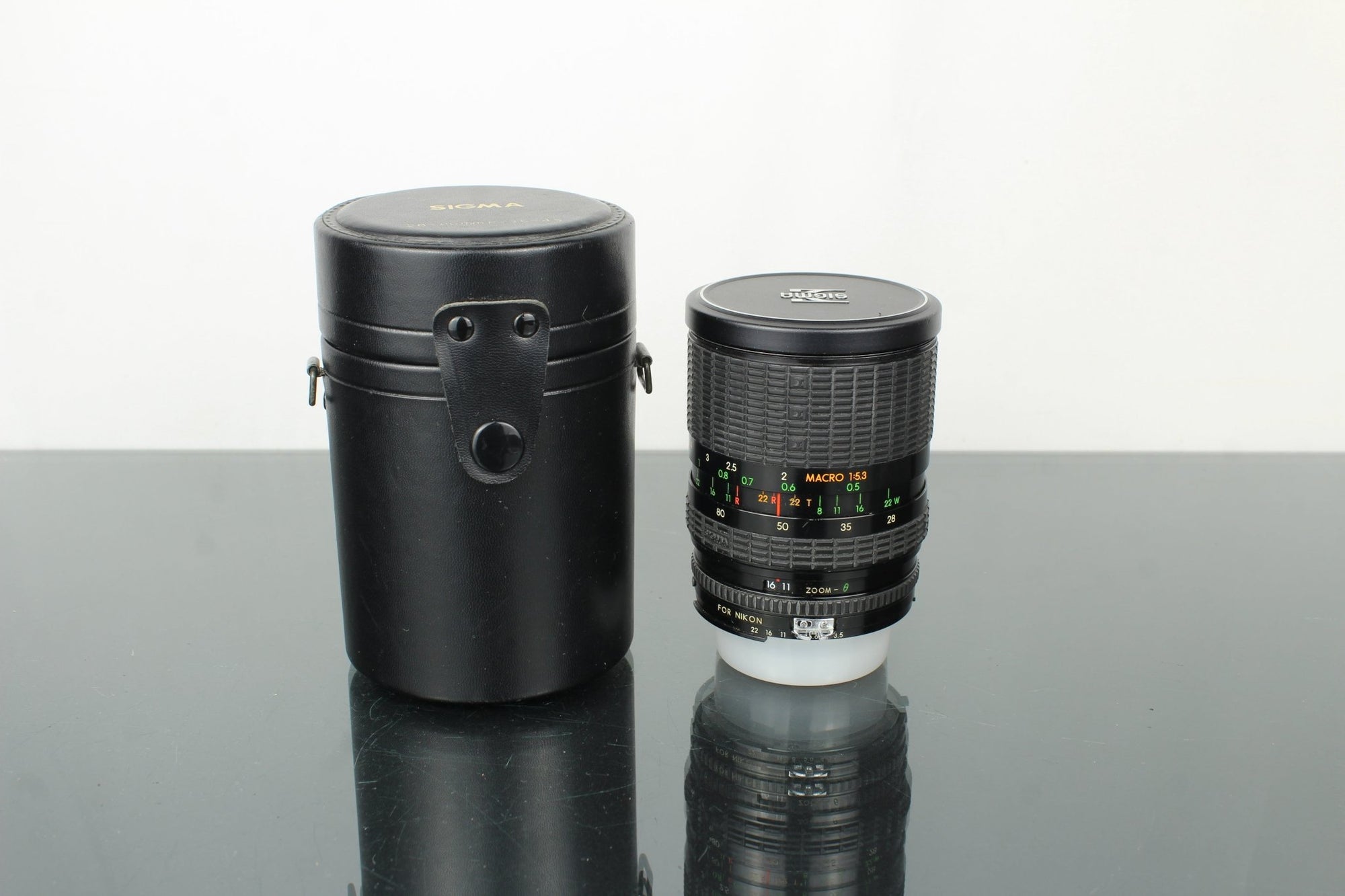Sigma 1:3.5 - 4.5 f+28 - 80mm Nikon AI Mount - Dutch|Thrift
