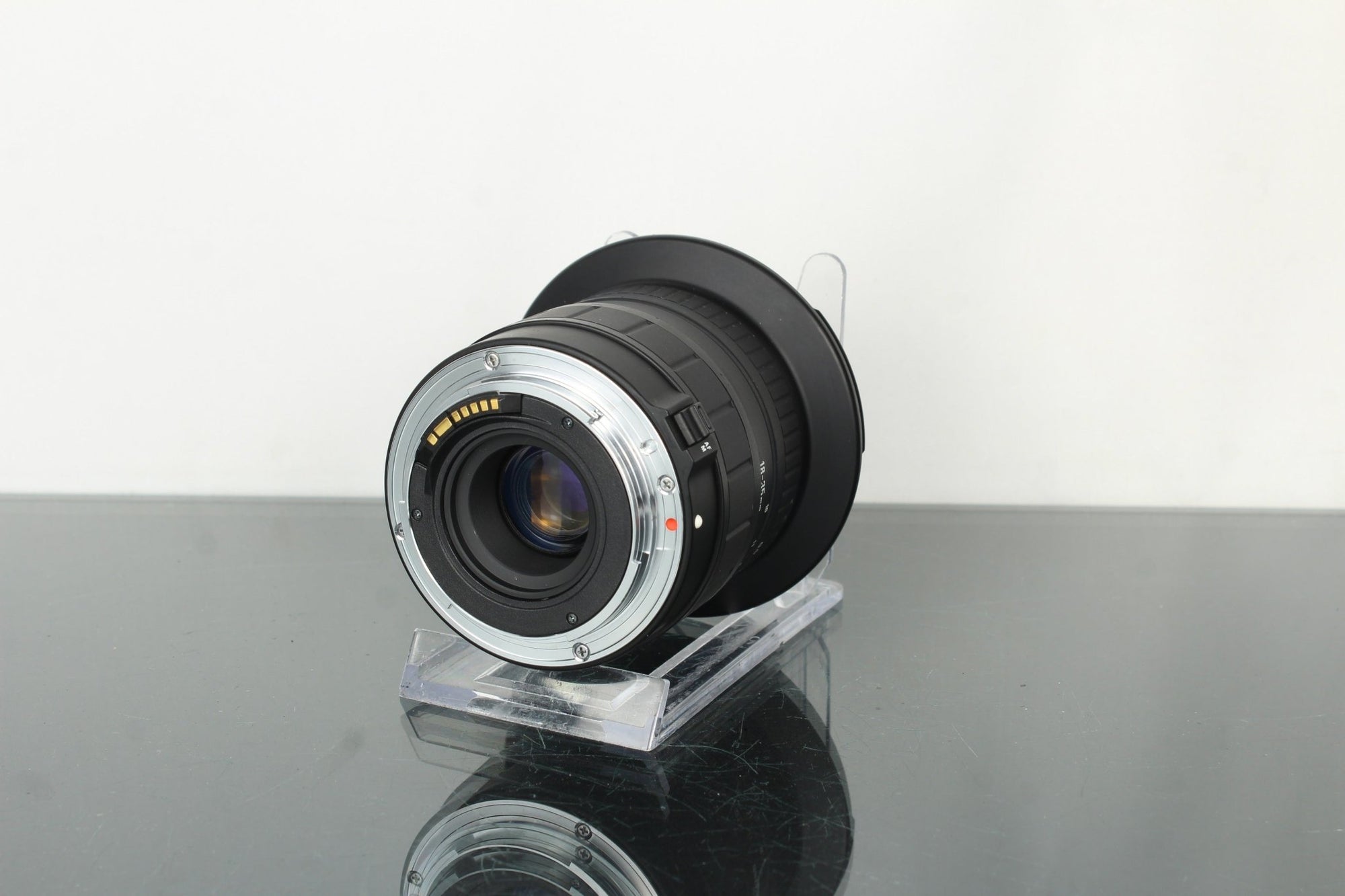 Sigma 18 - 35mm f/3.5 - 4.5 - Dutch|Thrift