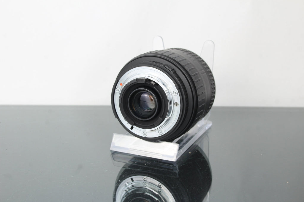Sigma 28 - 135mm 1:3.8 - 5.6 Nikon AF Mount - Dutch|Thrift