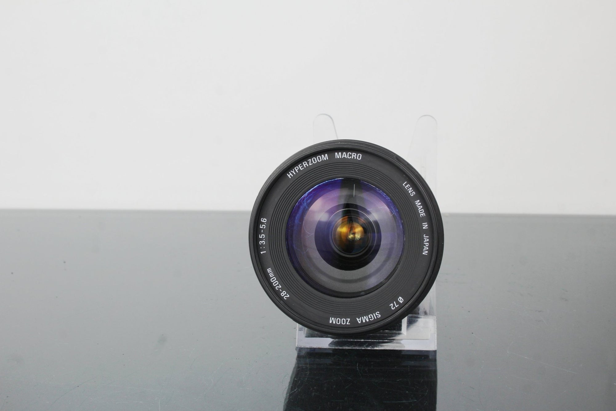 Sigma 28 - 200mm 1:3,5 - 5,6 Canon FD Mount - Dutch|Thrift