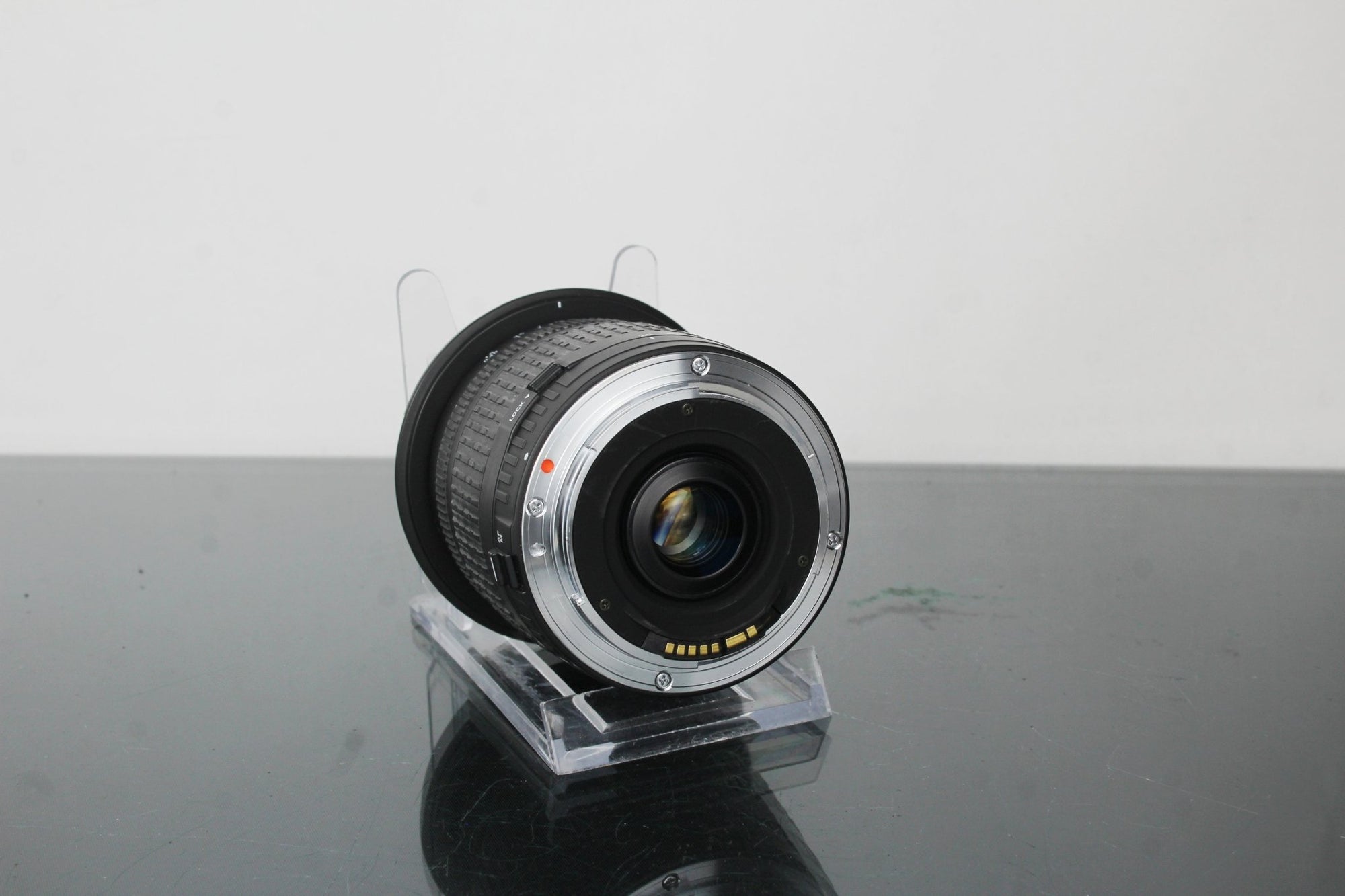 Sigma 28 - 200mm 1:3,5 - 5,6 Canon FD Mount - Dutch|Thrift