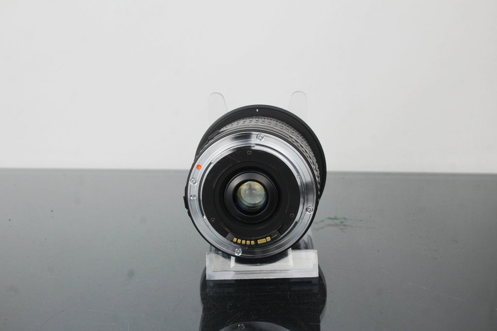 Sigma 28 - 200mm 1:3,5 - 5,6 Canon FD Mount - Dutch|Thrift