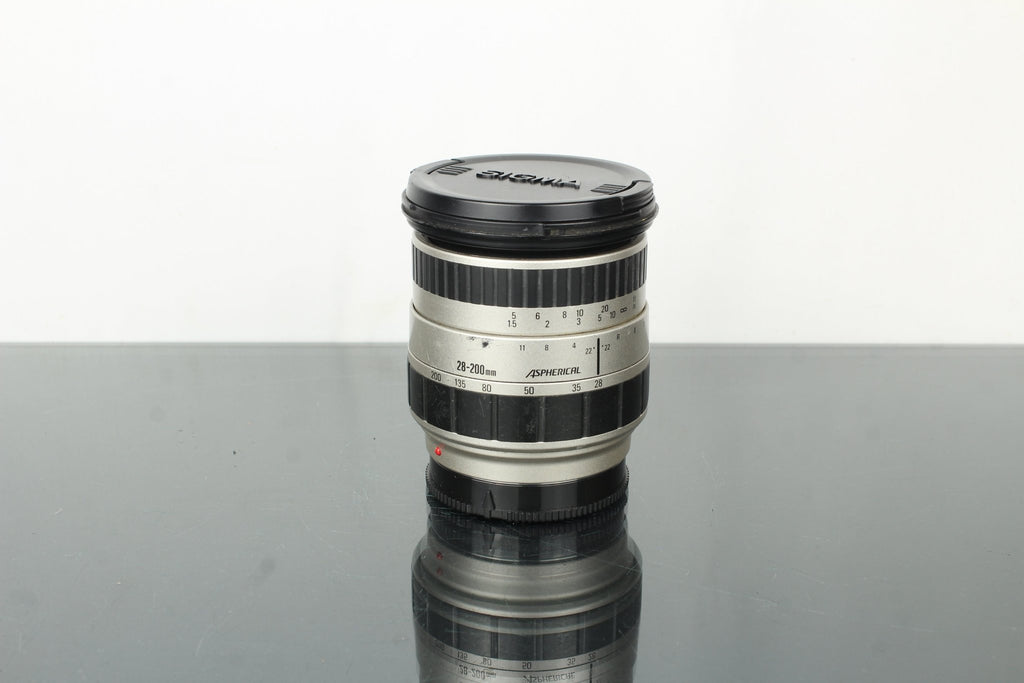 Sigma 28 - 200mm 1:3.8 - 5.6 UC A Mount - Dutch|Thrift