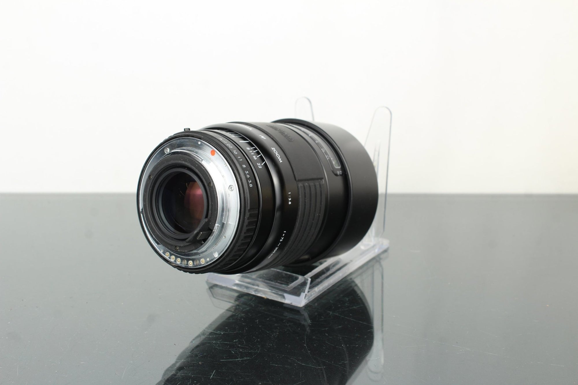 Sigma AF 75 - 200 F/3.8 Pentax AF lens mount - Dutch|Thrift