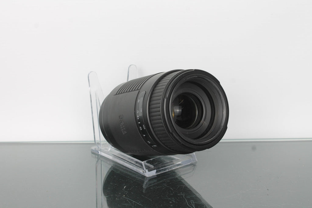 Sigma DL Zoom 75 - 300mm 1:4 - 5.6 - Dutch|Thrift