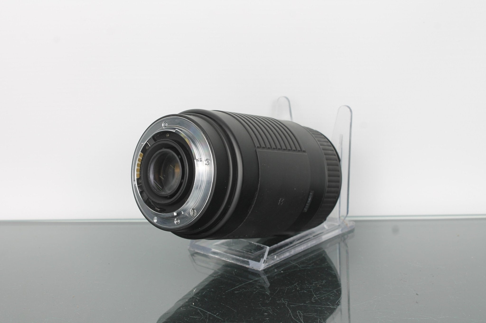 Sigma DL Zoom 75-300mm 1:4-5.6 Lens – Dutch|Thrift