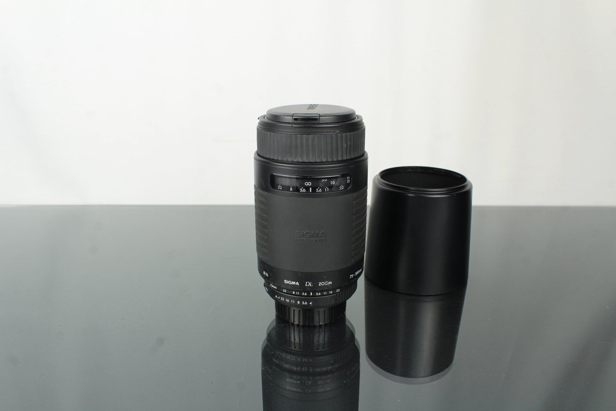 Sigma DL Zoom 75 - 300mm f/4 - 5.6 Pentax KAF Mount - Dutch|Thrift