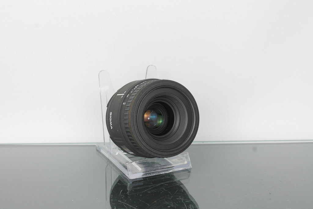Sigma EX 50mm 1:2.8 D Macro - Dutch|Thrift