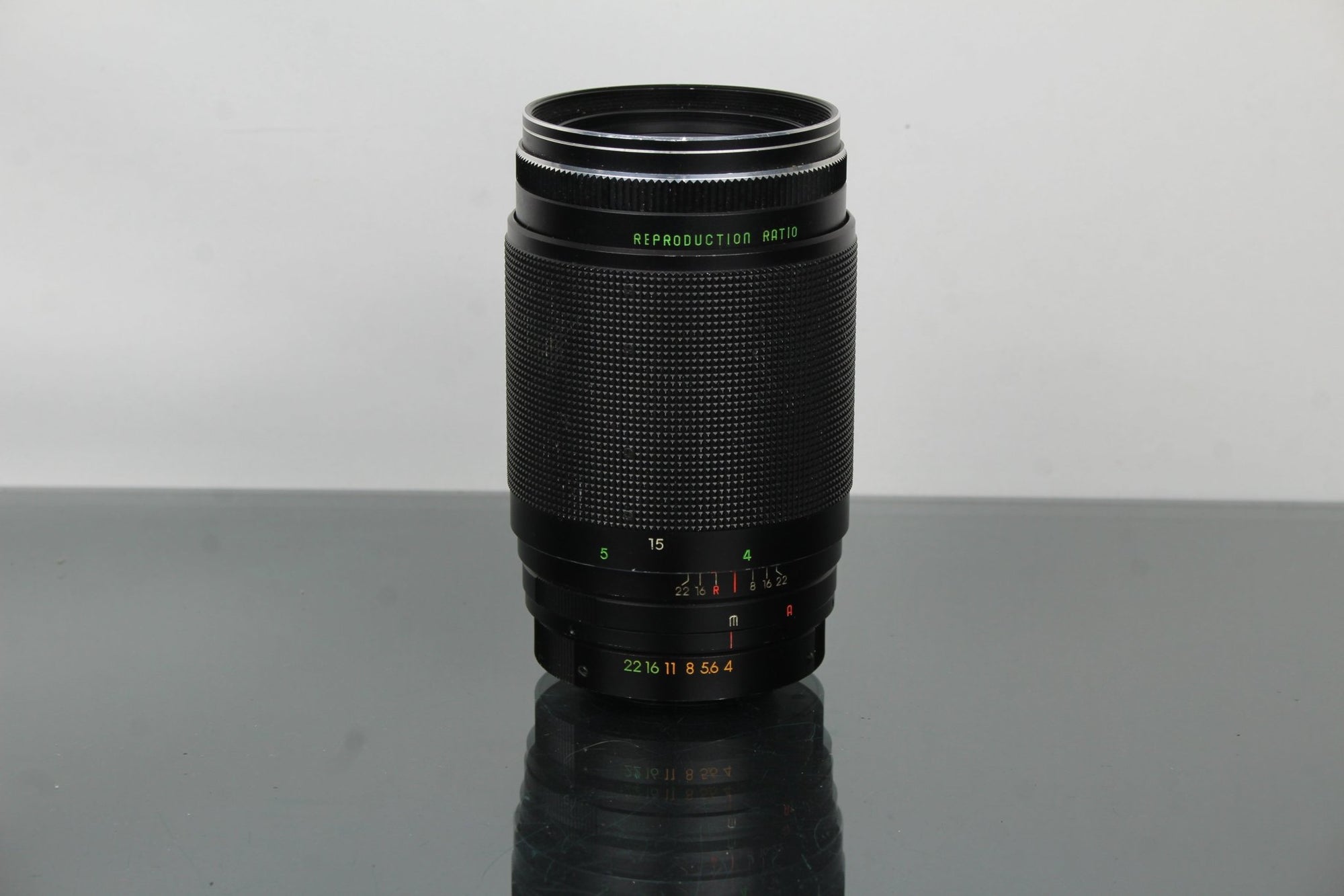 Sigma Minitel YS 1:4 f=200mm M42 Mount - Dutch|Thrift