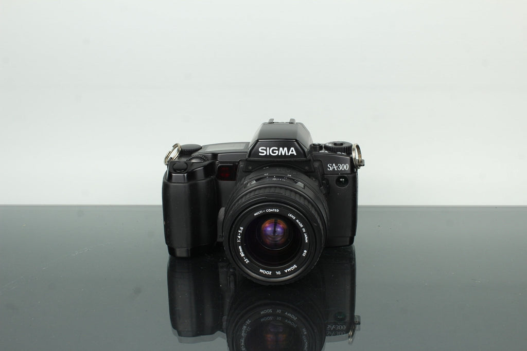 Sigma SA - 300 + Sigma 35 - 80mm f/4 - 5.6 - Dutch|Thrift