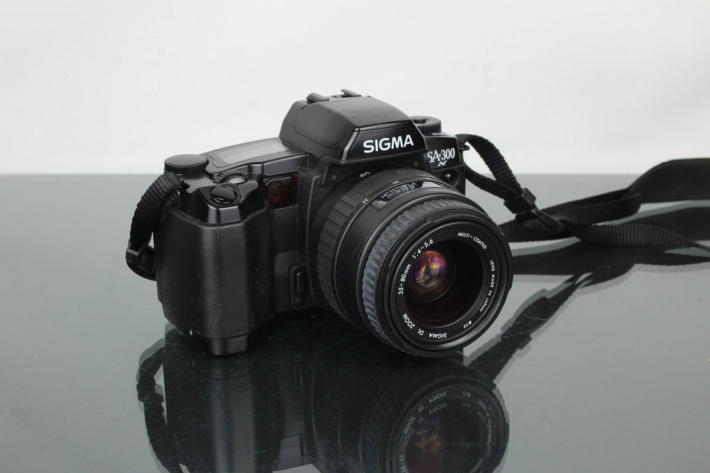 Sigma SA - 300N + 35 - 80mm 1:4 - 5,6 Sigma lens - Dutch|Thrift