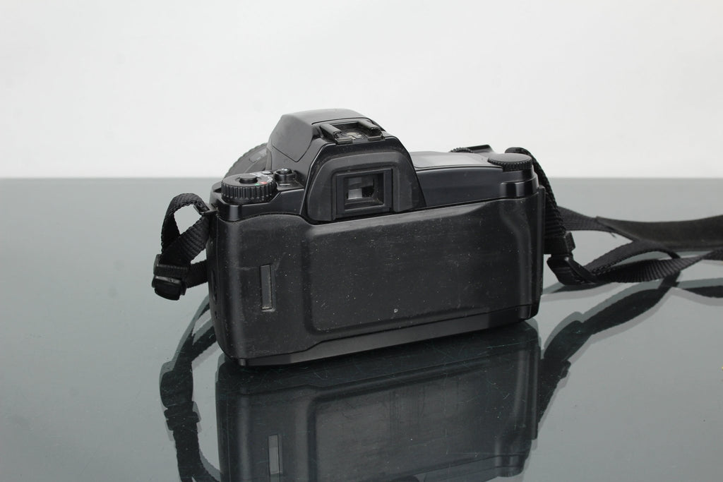 Sigma SA - 300N + 35 - 80mm 1:4 - 5,6 Sigma lens - Dutch|Thrift