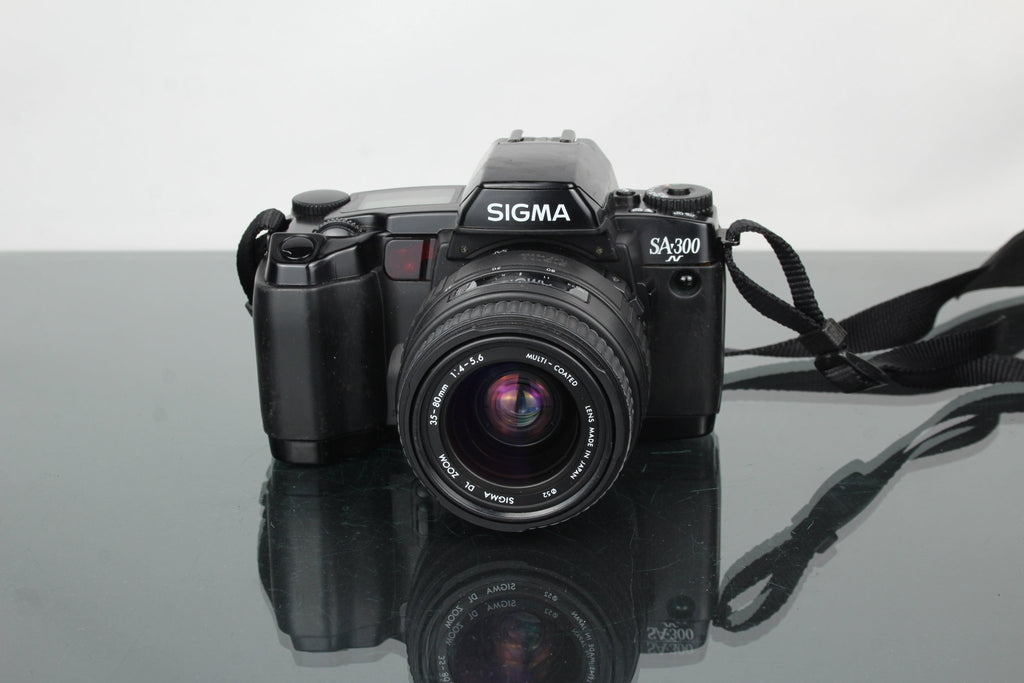 Sigma SA - 300N + 35 - 80mm 1:4 - 5,6 Sigma lens - Dutch|Thrift