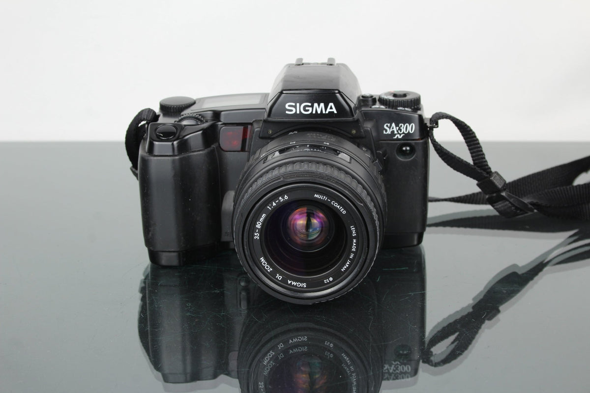 Sigma SA - 300N + 35 - 80mm 1:4 - 5,6 Sigma lens - Dutch|Thrift
