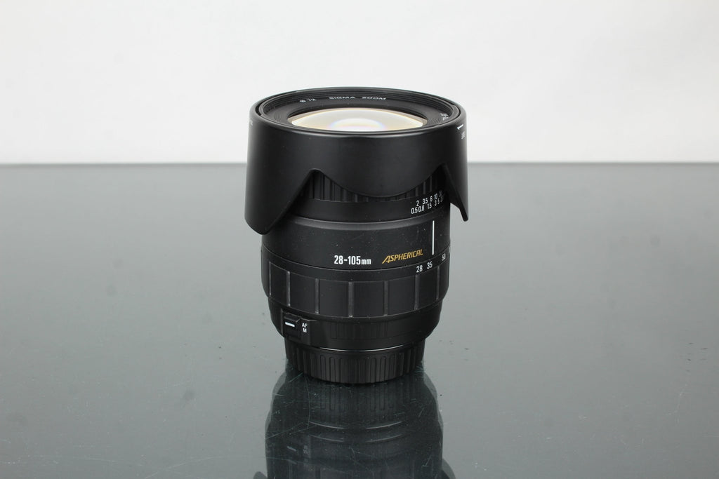 Sigma Zoom 28 - 105mm 1:2.8 - 4 Canon mount - Dutch|Thrift