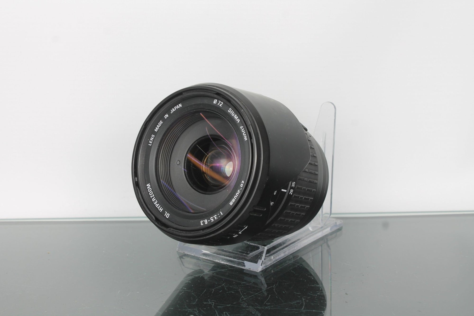 Sigma Zoom 28 - 300mm 1:3.5 - 6.3 DL Hyperzoom - Dutch|Thrift