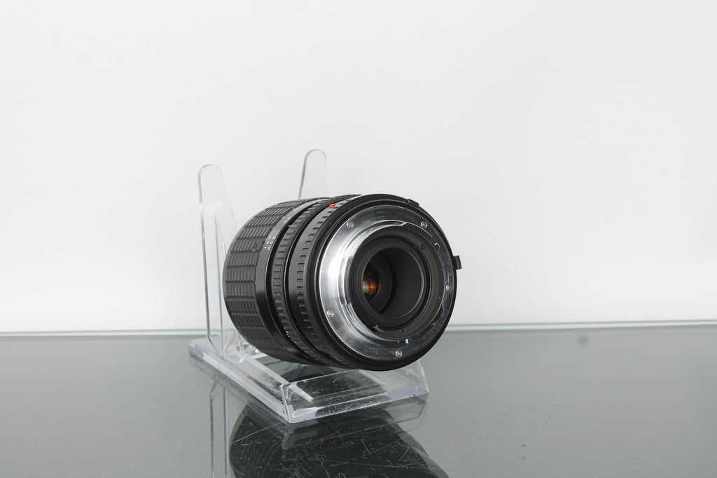 Sigma Zoom E 28 - 70mm f/3.5 - 4.5 - Dutch|Thrift