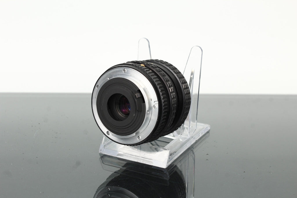 SMC Pentax 28mm f/3.5 - Dutch|Thrift