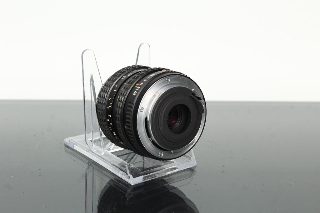 SMC Pentax 28mm f/3.5 - Dutch|Thrift