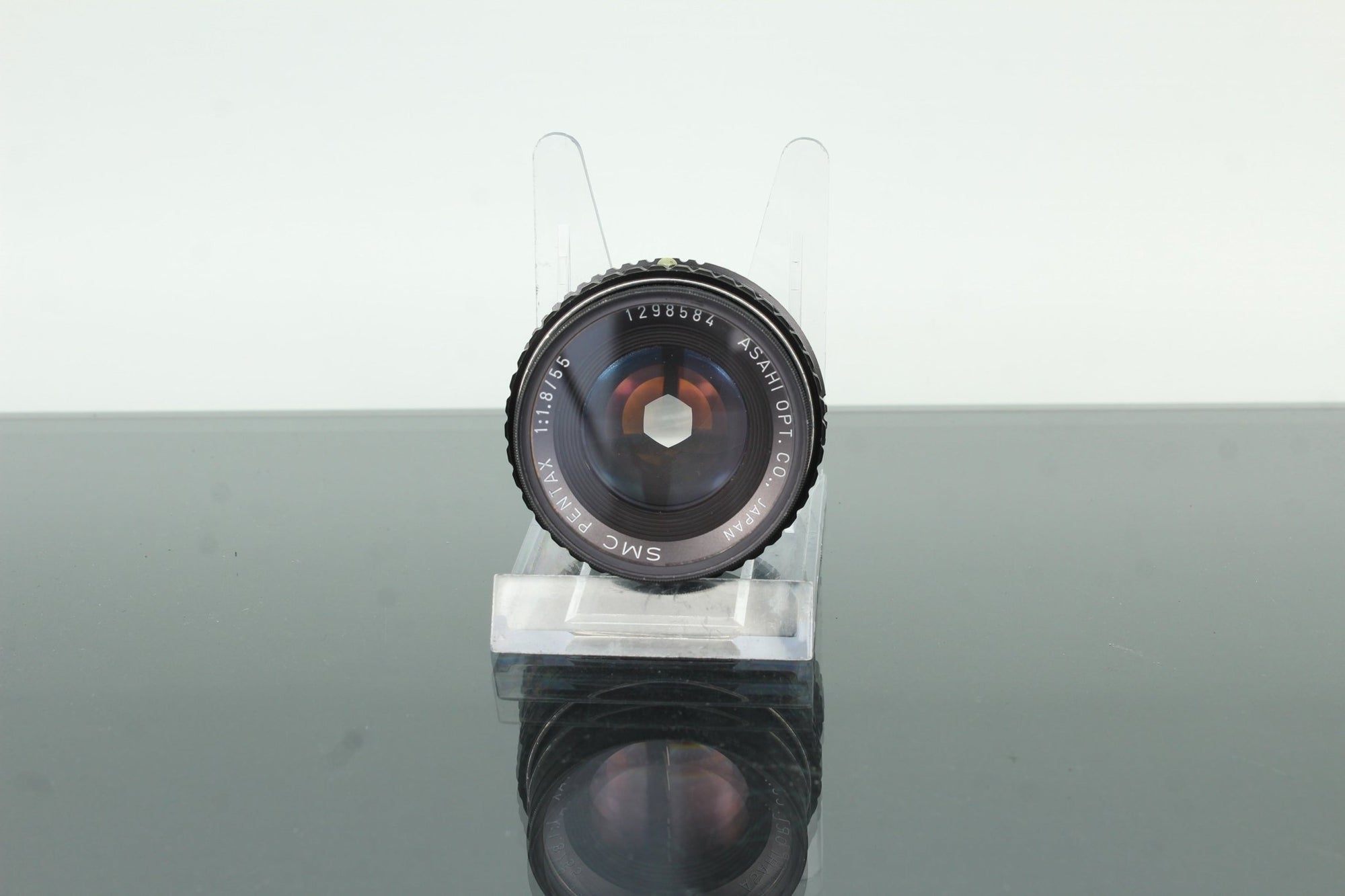 SMC Pentax 55mm f/1.8 - Dutch|Thrift